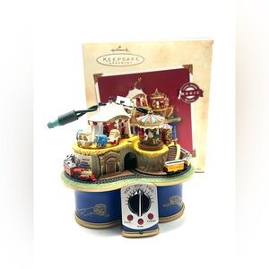 2002 Hallmark QLX7686 Circus Mountain Railroad Motion Ornament With Light Sound